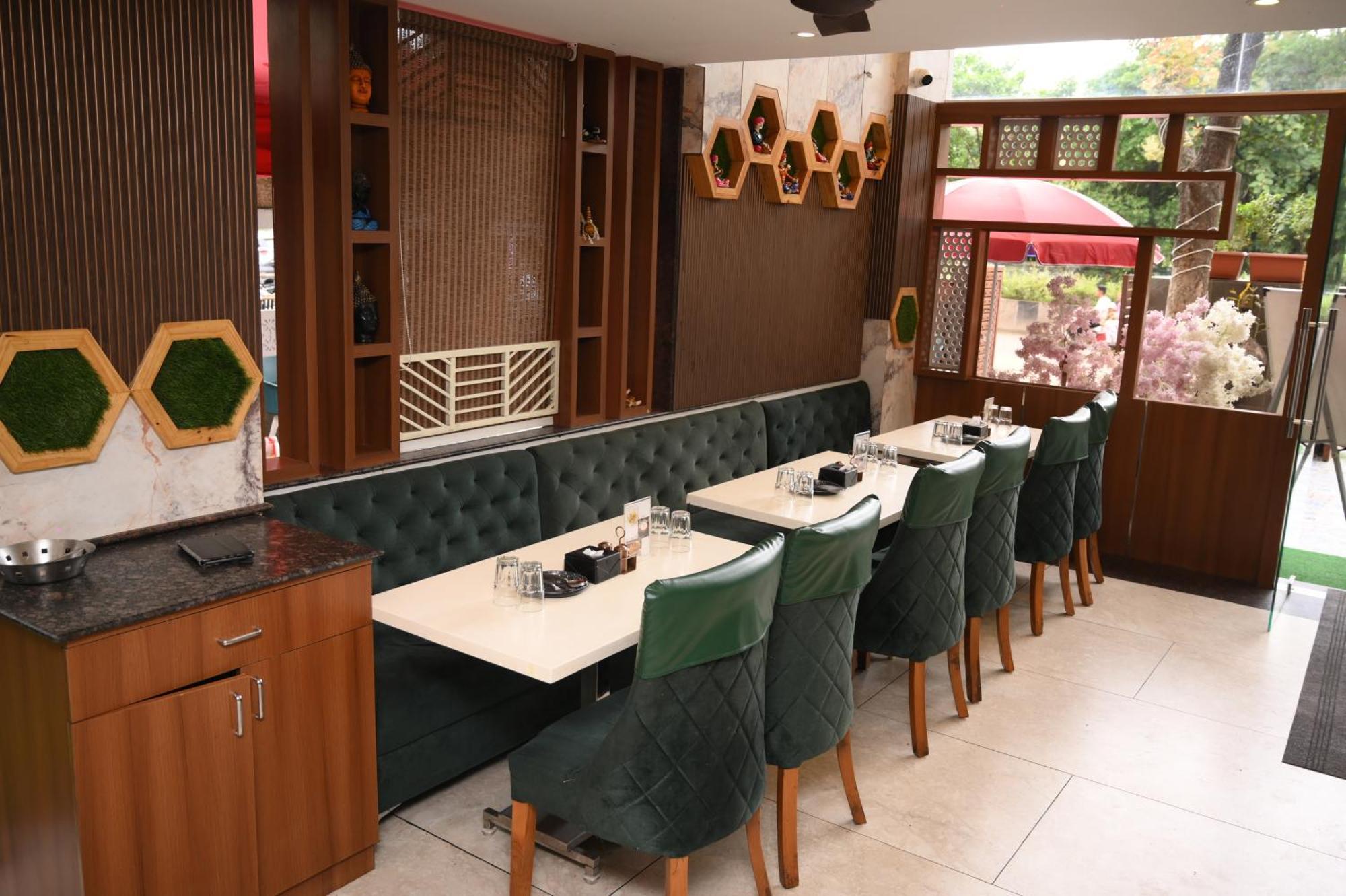 Lemon Wood Suites ปูเน่ ภายนอก รูปภาพ