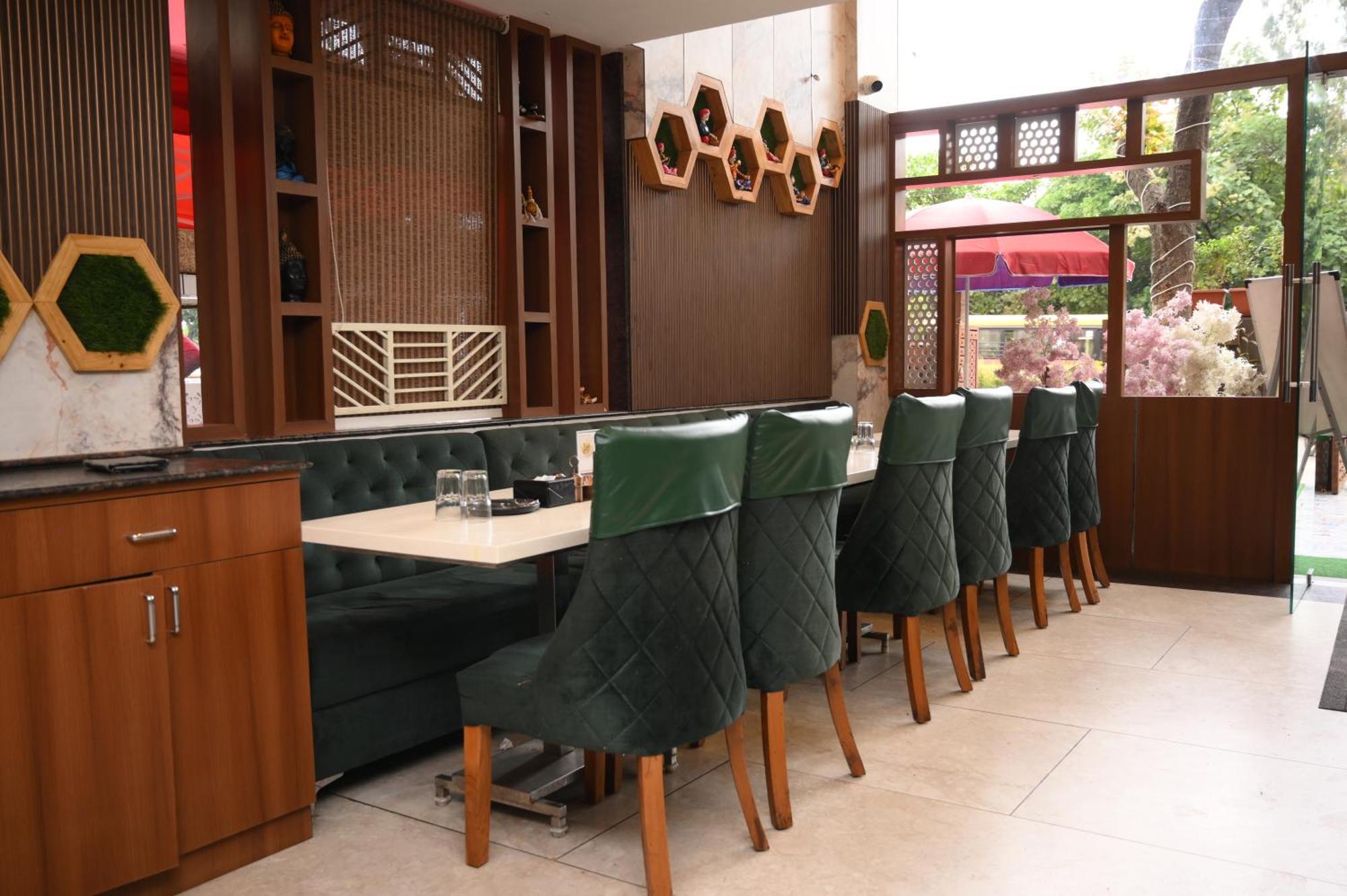 Lemon Wood Suites ปูเน่ ภายนอก รูปภาพ