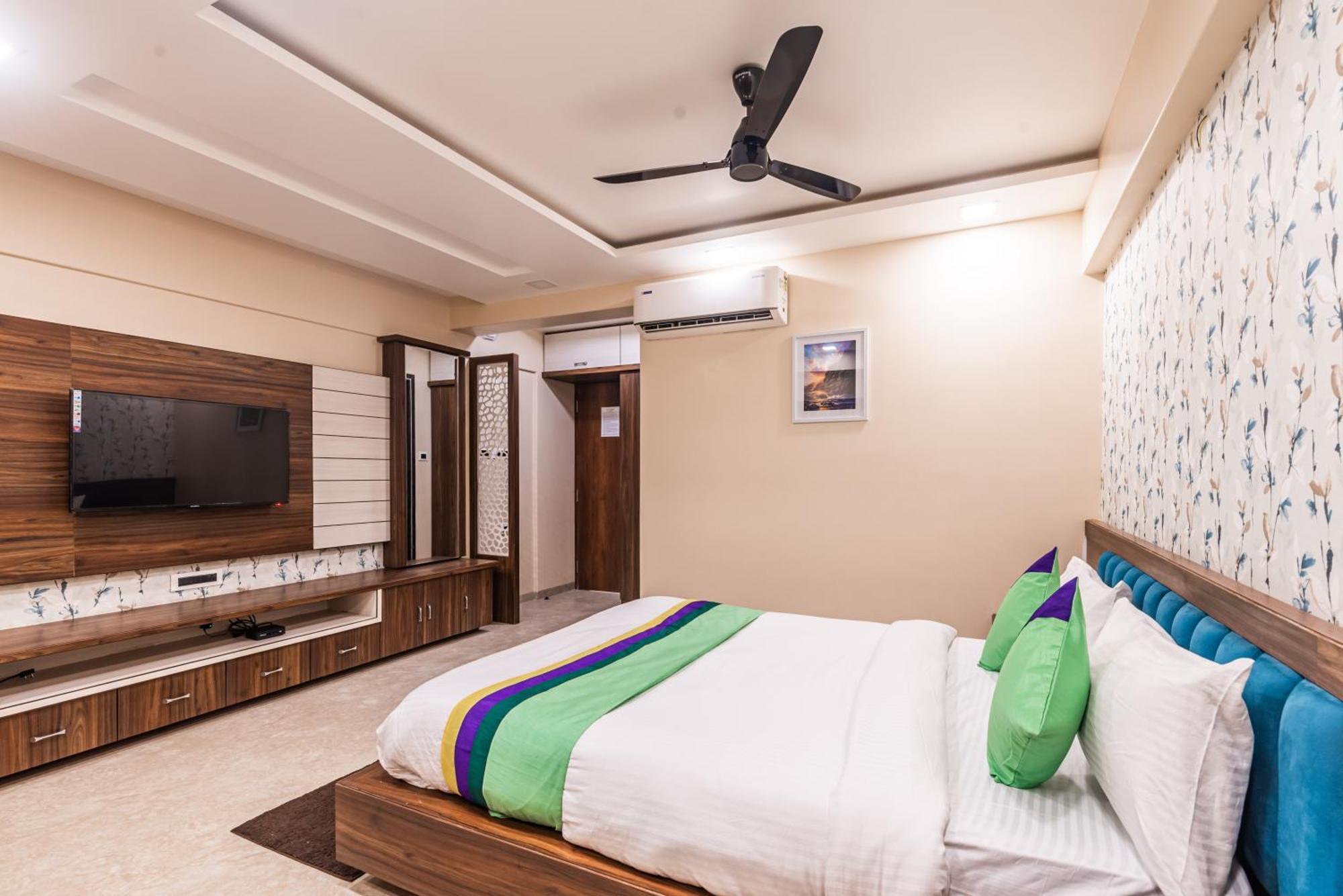 Lemon Wood Suites ปูเน่ ภายนอก รูปภาพ