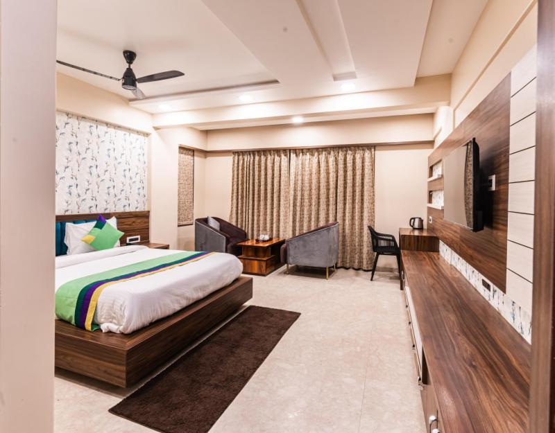 Lemon Wood Suites ปูเน่ ภายนอก รูปภาพ