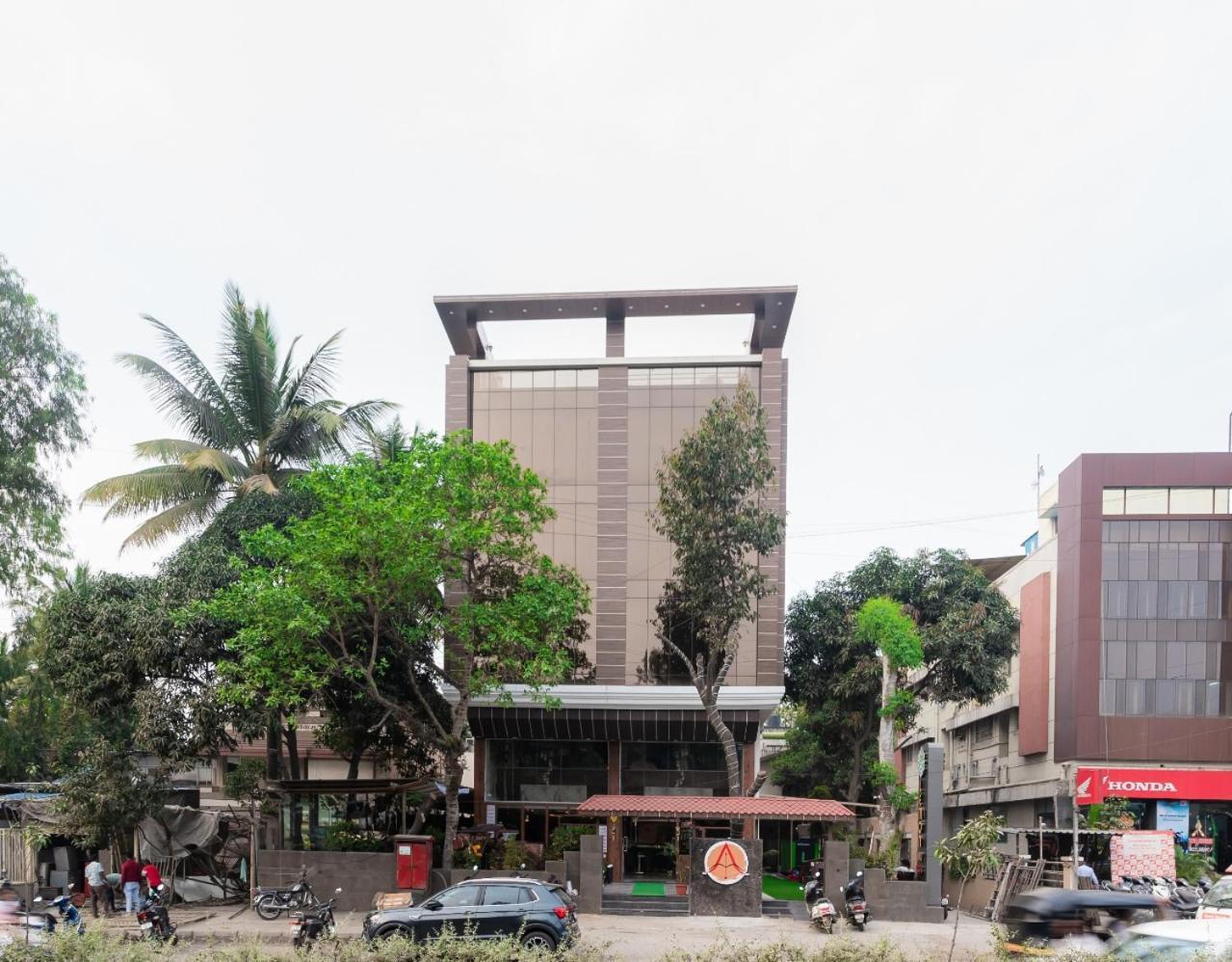 Lemon Wood Suites ปูเน่ ภายนอก รูปภาพ